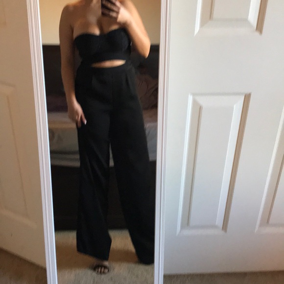 Complete outfit - Picture 3 of 3